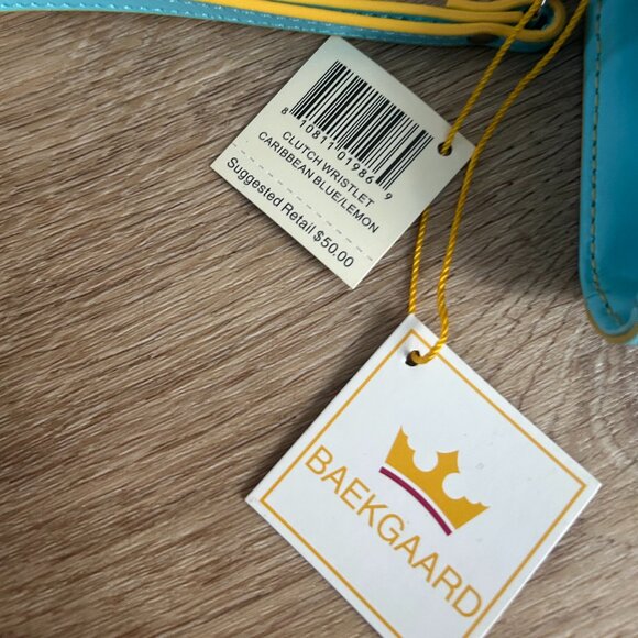 NWT BAEKGAARD Genuine Leather Trifold Wristlet Turquoise Lemon Trim NEW - Picture 6 of 6